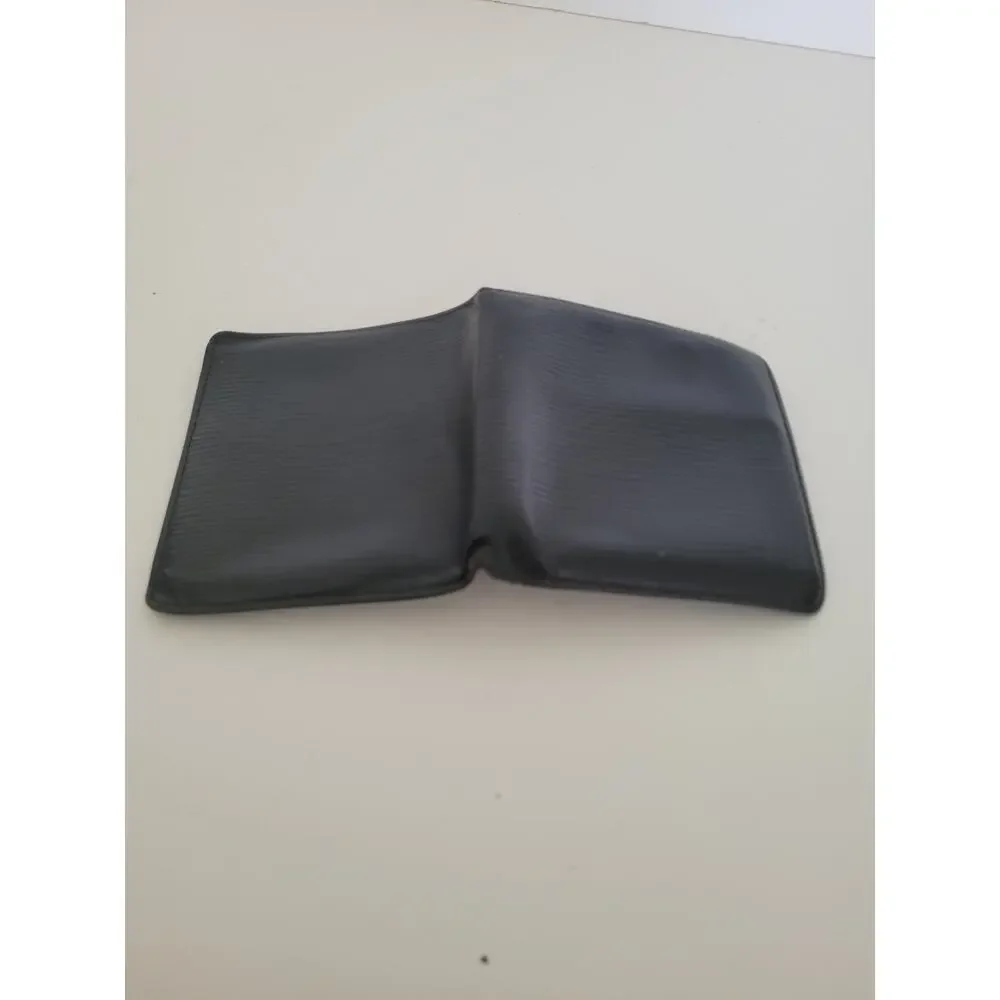 Vintage Louis Vuitton Men Black‎ Bi-Fold Leather Wallet Epi Retro Card Bill Coin